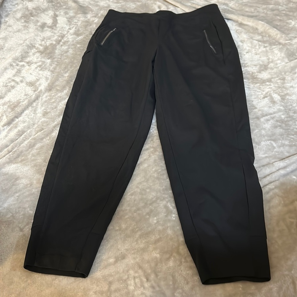 Athleta black Trekkie north high rise joggers